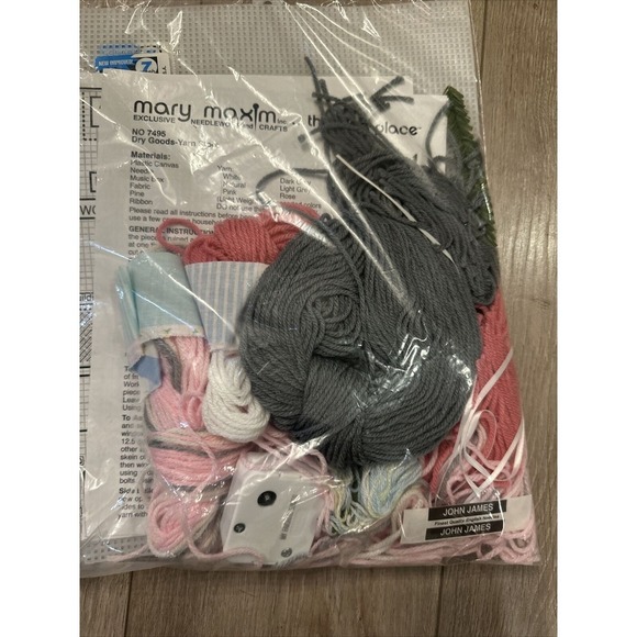 Mary Maxim Needlework Craft Musical Village Dry Goods/Yarn‎ Store 7495 Plastic - Picture 4 of 4